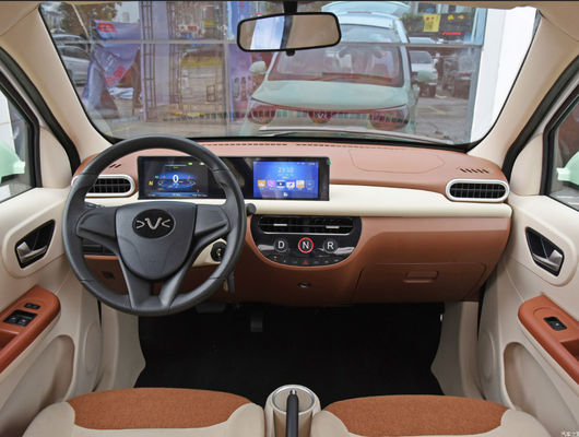XH EV Elektrikli Araba Yüksek Hızlı Mini Elektrikli Araba Uzun Sürüş Menzili 200KM