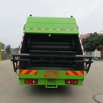 8CBM 7470kg Çöp atma kamyonu Dongfeng Çöp sıkıştırma kamyonu